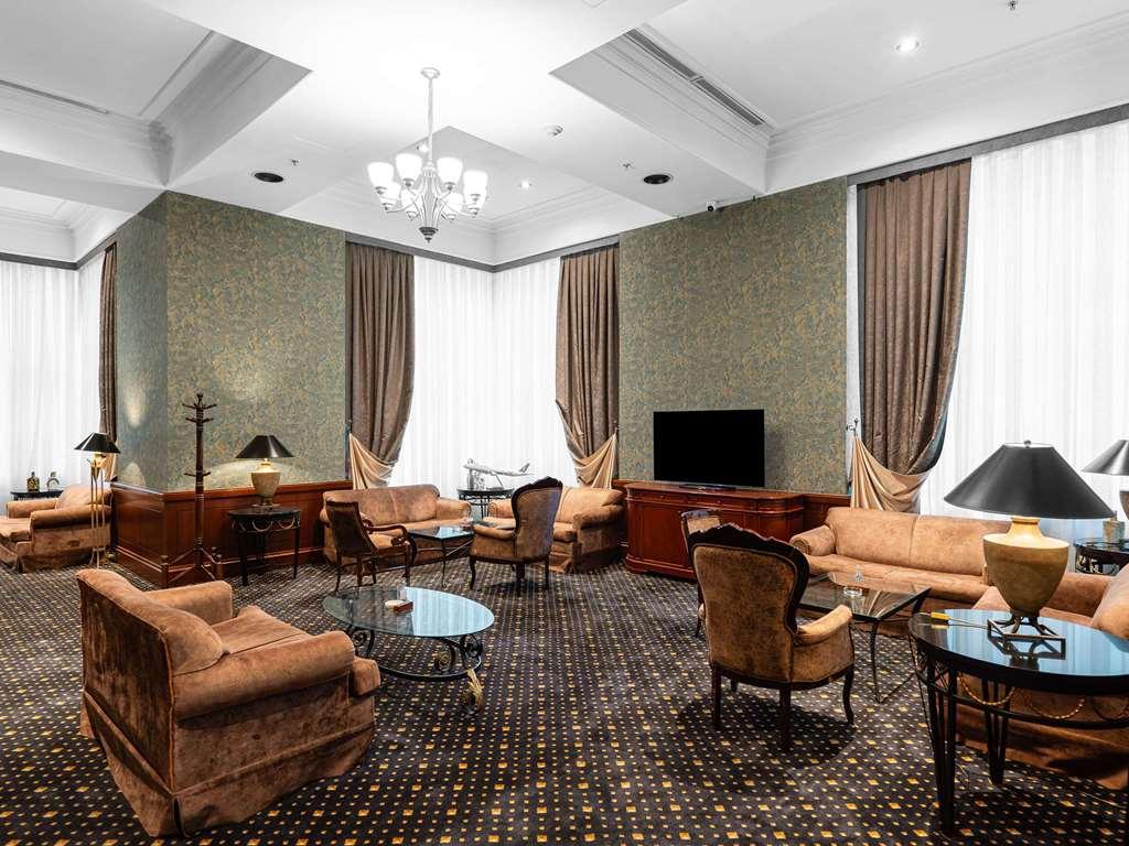 Moevenpick Hotel ทาชเคนต์ ร้านอาหาร รูปภาพ